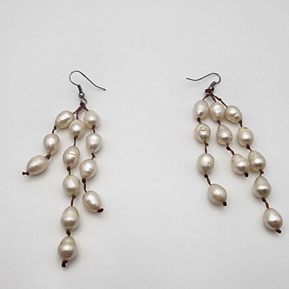 Genuine Freshwater Pearl Dangling Earrings - Picture 4 of 4